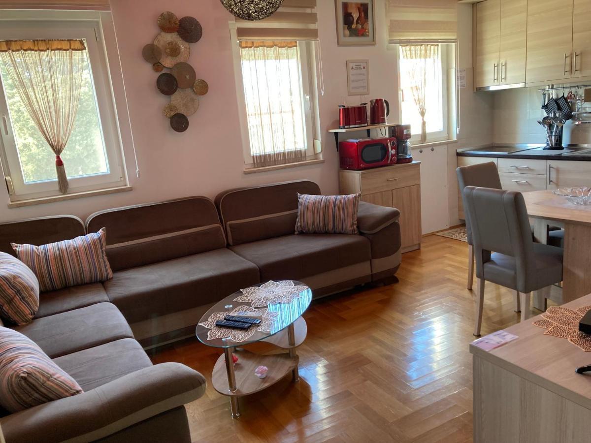 Apartment Capriati With Parking Garage Umag Exterior foto