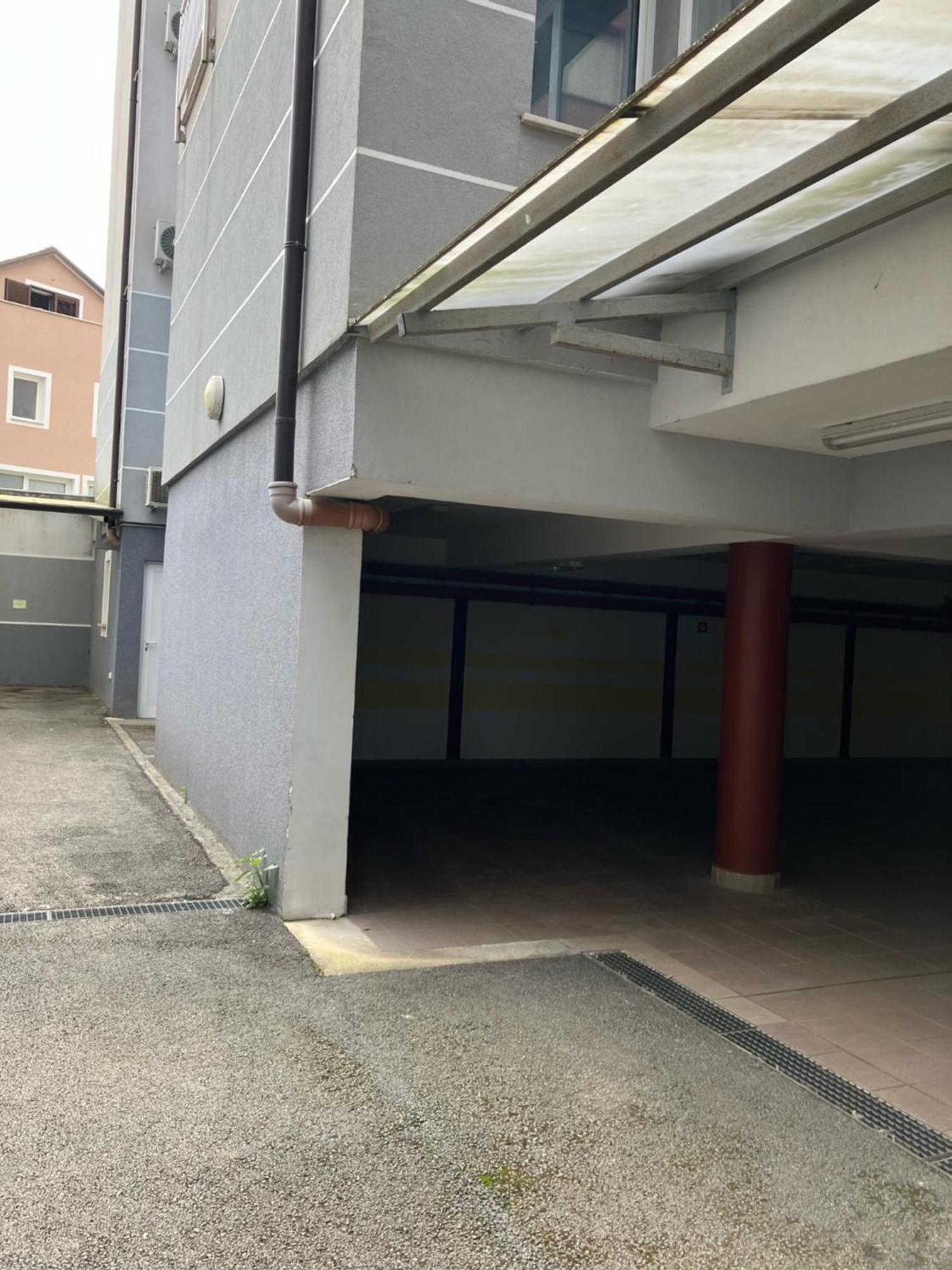 Apartment Capriati With Parking Garage Umag Exterior foto